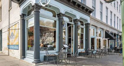 PRIME + Rare Location, Restored 1800s Modern Stay