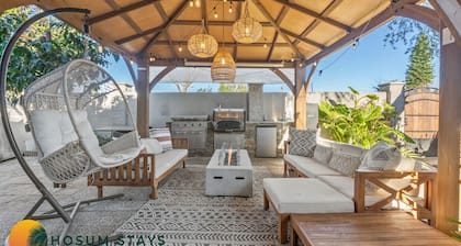 Modern Studio Near Stadium - Hot Tub - BBQ