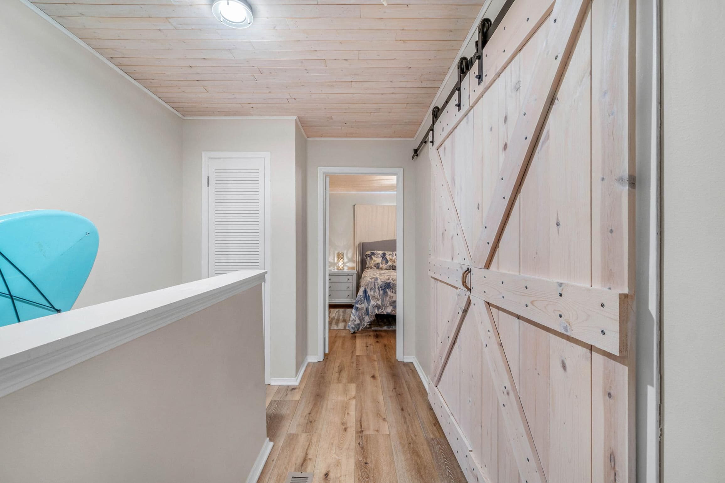 Condo, Multiple Beds (Sandprints A8)