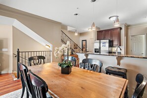 Maison, plusieurs lits (Beach Pointe 301) | Restauration