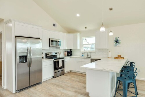 Surfside Beach House: Ocean & Bay Views