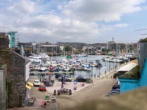 Marina - The Mayflower Suite (Plymouth)