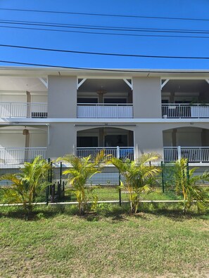 Exterior - Vrbo Property (Les Trois-Îlets)