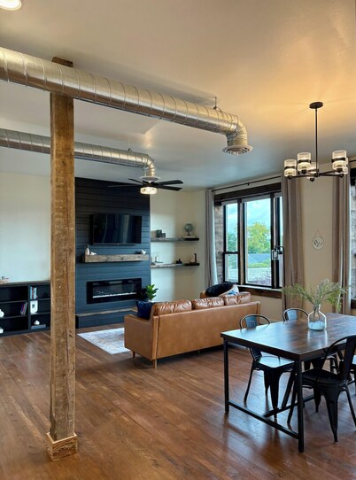 The Broadway Retreat