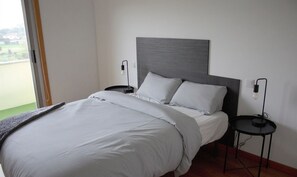 4 bedrooms, WiFi - Alojamento Pando (Aveleda)