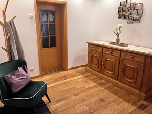 Interior - Spacious vacation apartment in the idyllic Baltic seaside resort of Wustrow. Centrally located! (Wustrow)