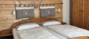 Spacious vacation apartment in the idyllic Baltic seaside resort of Wustrow. Centrally located!