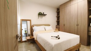 Room - Modern 3BR Apartment-Country Reserved FullComfort (Gaira)