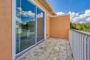 Terrace/patio - 3BR Home w/ Private Pool Near Disney (Clermont)