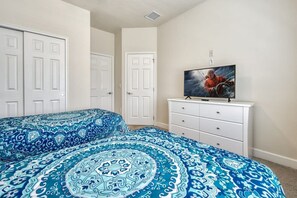 3 bedrooms - 3BR Home w/ Private Pool Near Disney (Clermont)