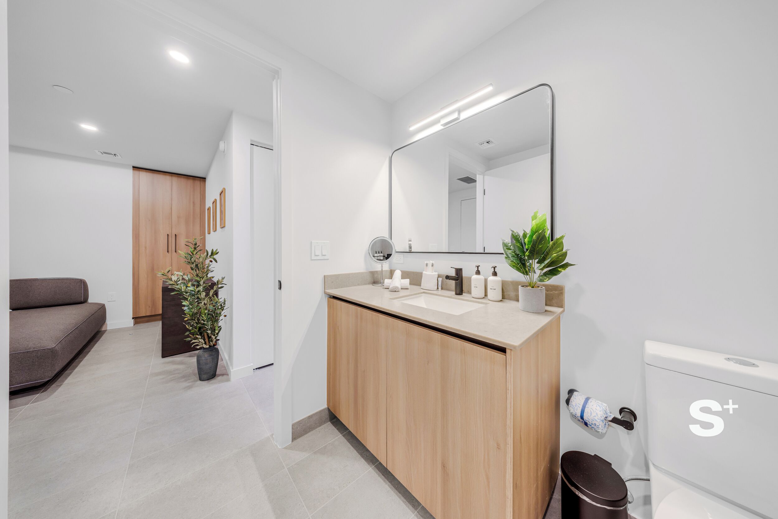 Condo, Balcony, City View | Bathroom