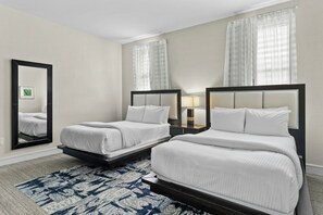 1 bedroom, in-room safe, iron/ironing board, free WiFi - 1BR Double Suite w/ Kitchen | Pool & Restaurant (Miami)