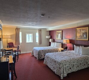 Standard Suite, Mountain View | Laptop workspace, blackout drapes, iron/ironing board, free WiFi - The Tonopah Station  (Tonopah)