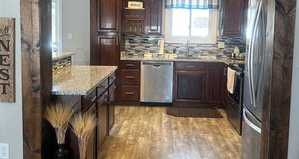 2-bedroom Farm House with fenced back yard