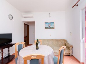 Dining - Apartments and Room Ljubica i Branko - Two bedroom Apartment A2 (Lopar)