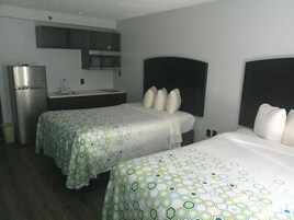 Studio, 2 Double Beds, Non Smoking, Kitchenette