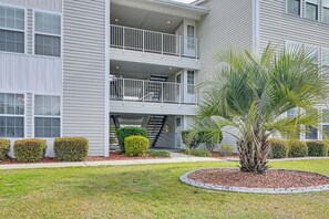 Exterior - 2 Mi to Shore: Surfside Beach Condo w/ Pool Access (Surfside Beach)