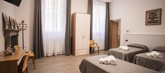 HOTEL AMICO