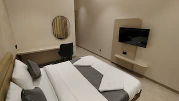 Deluxe Double Room, City View | Premium bedding, free WiFi, bed sheets, wheelchair access