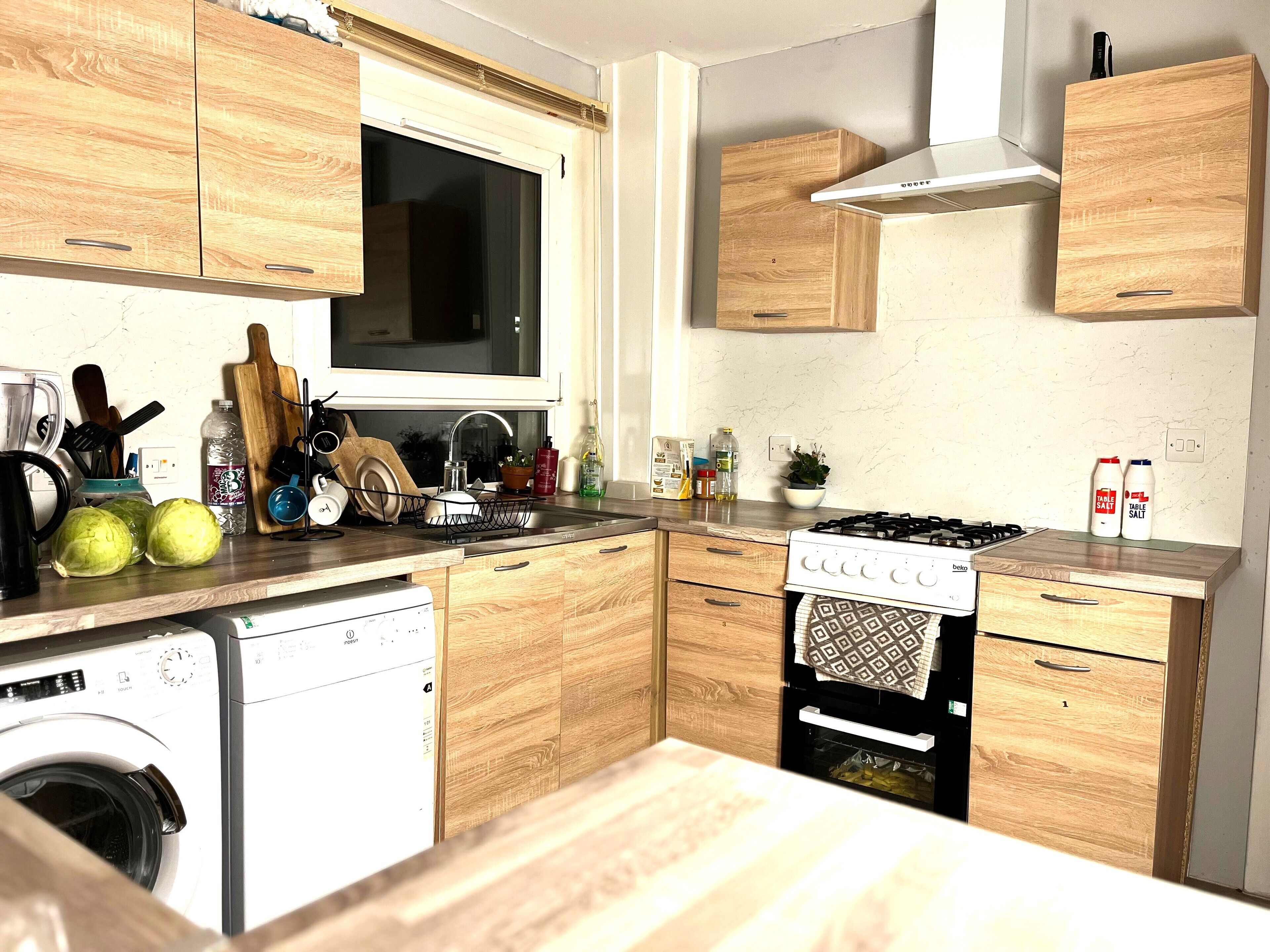 Microwave, oven, dishwasher