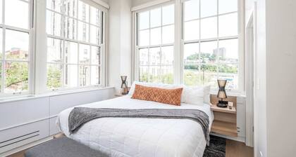 The 333 Suites 3rd Floor Retreat