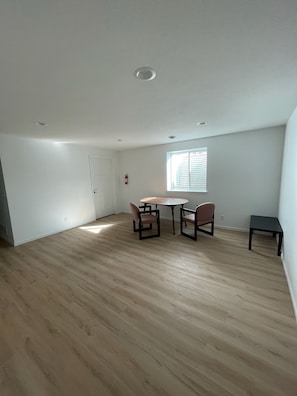 Interior - Wonderful 5-bedroom house in charming Atchison.  Walk to Benedictine College! (Atchison)