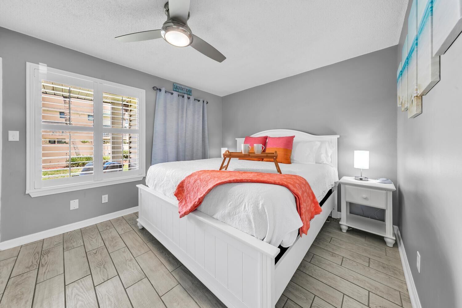 Condo, 1 King Bed with Sofa bed (Sandprints A7- The Coral Cabana)