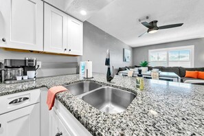 Condo, 1 King Bed with Sofa bed (Sandprints A7- The Coral Cabana) | Private kitchen - Sandprints A7- The Coral Cabana (Miramar Beach)