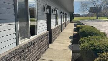 Basic Double Room, 1 Double Bed | Exterior detail