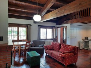 Apartamento, vista para o jardim | Área de estar