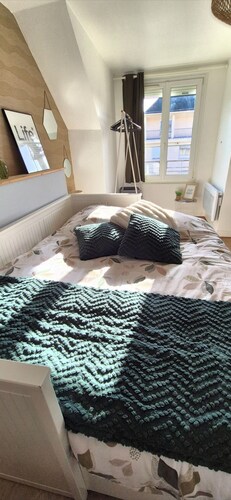 Plein centre au pied de la cathédrale