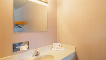 Quadruple Room, 2 Double Beds | Bathroom