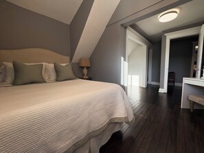 3 Schlafzimmer, Schreibtisch, kostenloses WLAN, Bettwäsche