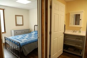 3 habitaciones, escritorio, cuna de viaje y wifi 