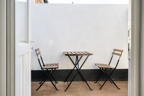 Terrace/patio - Three bed house (sleeps 6) only 235m to the beach (Sidmouth)