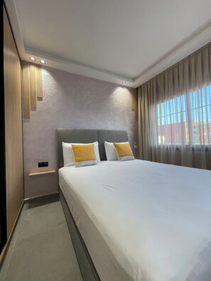 1 bedroom, iron/ironing board, WiFi, bed sheets - Cosy nest in Gueliz, luxurious apartment, all on foot (Marrakech)