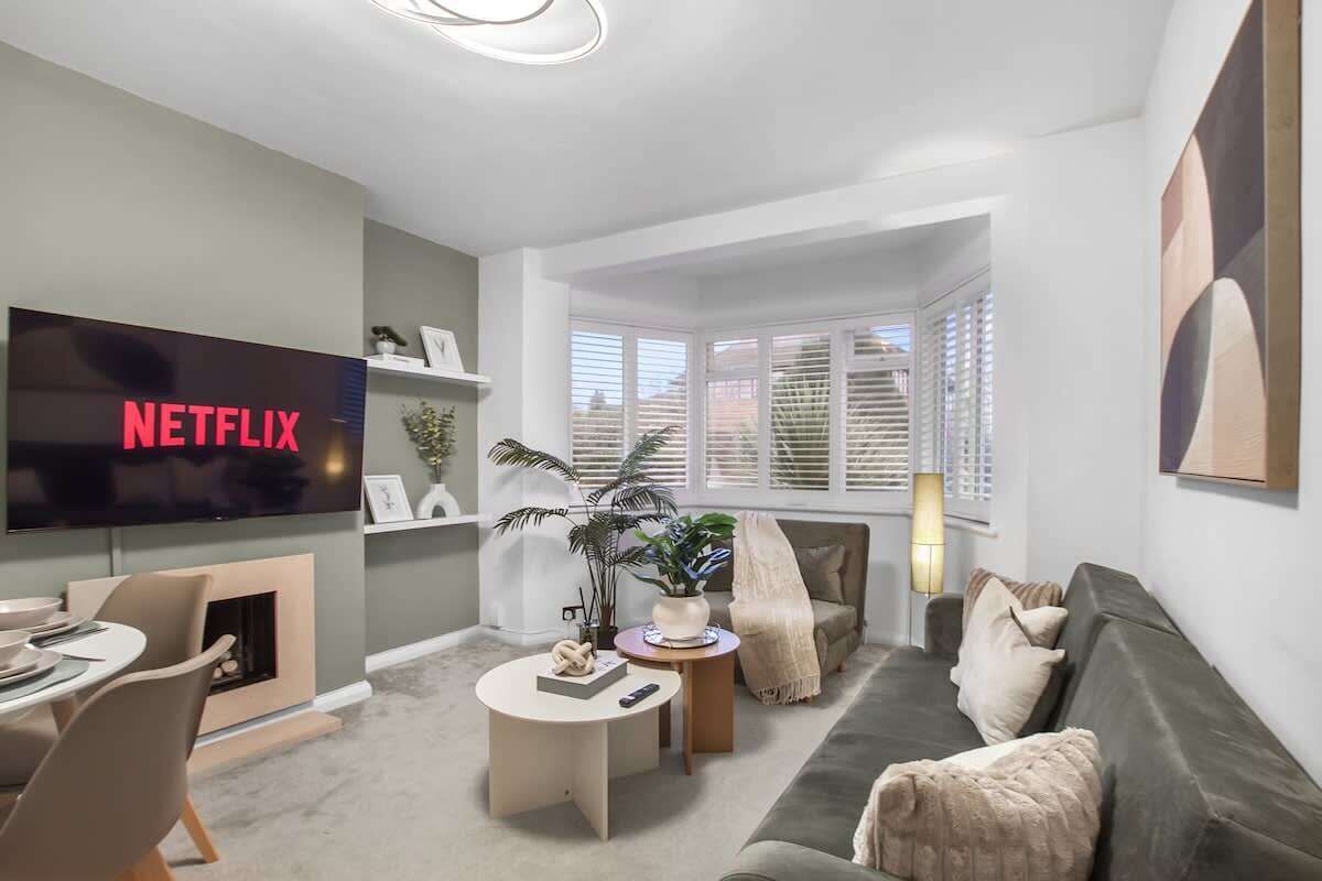 TV, offices