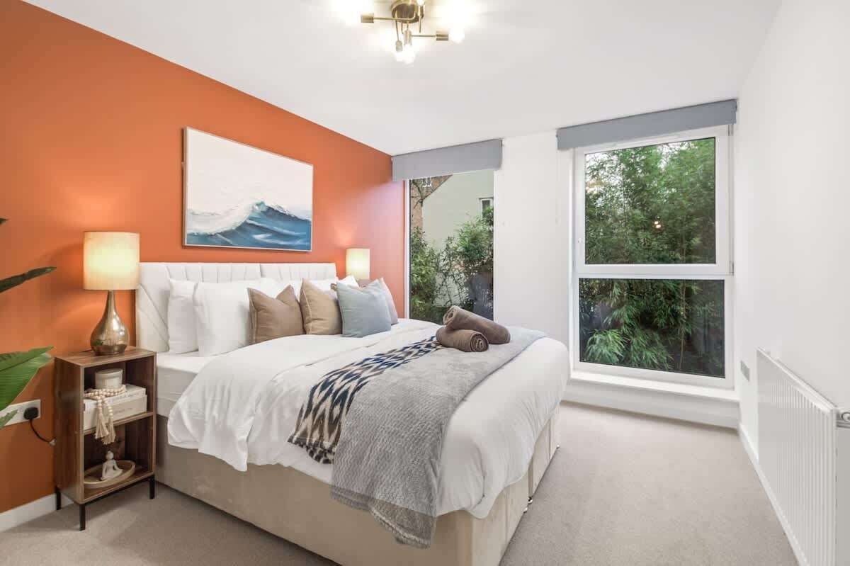 2 bedrooms, desk, iron/ironing board, free WiFi