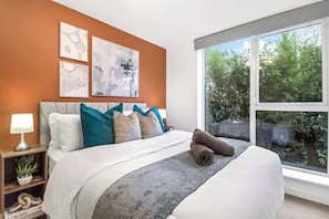 2 habitaciones, escritorio, tabla de planchar con plancha y wifi gratis 
