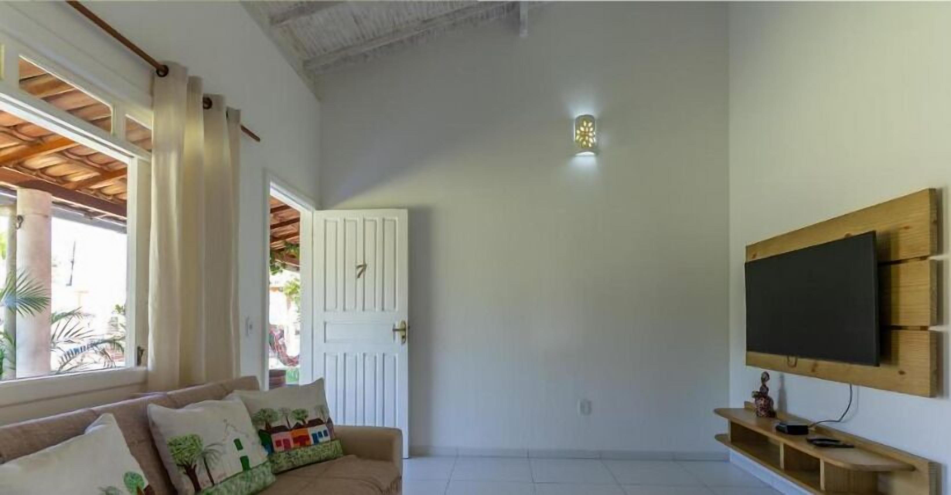 Deluxe Apartment, 2 Bedrooms, Poolside | In-room safe, WiFi (free)