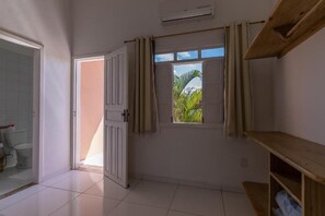 Deluxe Suite, Balcony, Pool View | Bathroom - POUSADA RECANTO TRANCOSO (Porto Seguro)