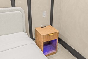 1 bedroom, WiFi - The Blanco | Chic 1BR with Private Balcony (Philadelphia)