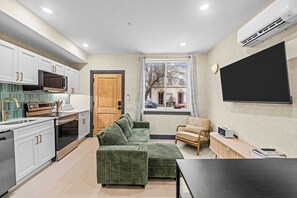 Interior - The Blanco | Chic 1BR with Private Balcony (Philadelphia)