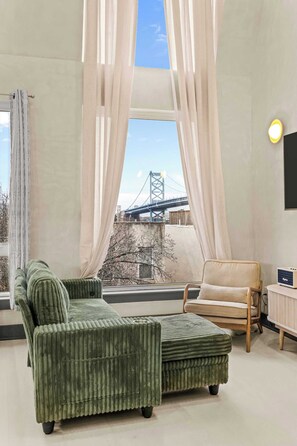 TV - The Blanco | Luxe 2BR Suite with Private Rooftop (Philadelphia)