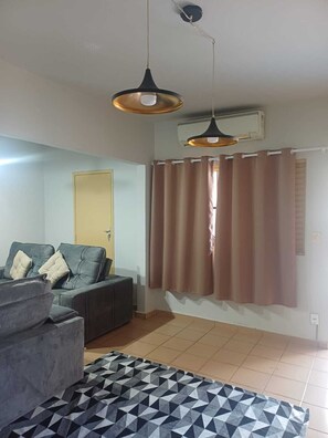 Interior - Spacious 4-bedroom house near ABCZ-Centro-Rodoviária (Uberaba)