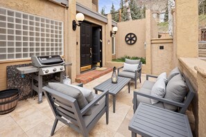 Terrace/patio - Vail View condo w/hot tub - near Village (Vail)