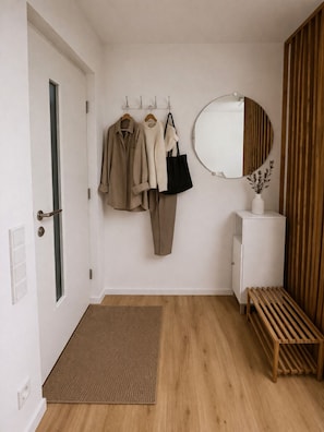 Interior - Northern Lights Apartment - peace and comfort (Lage)