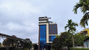 Exterior - Everest Inn Chakan (Chakan)