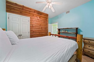 Condo, várias camas (Navy Cove Harbor 1209)