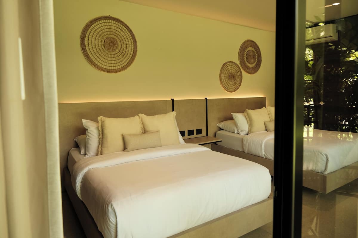 디럭스 트윈룸, 강 전망